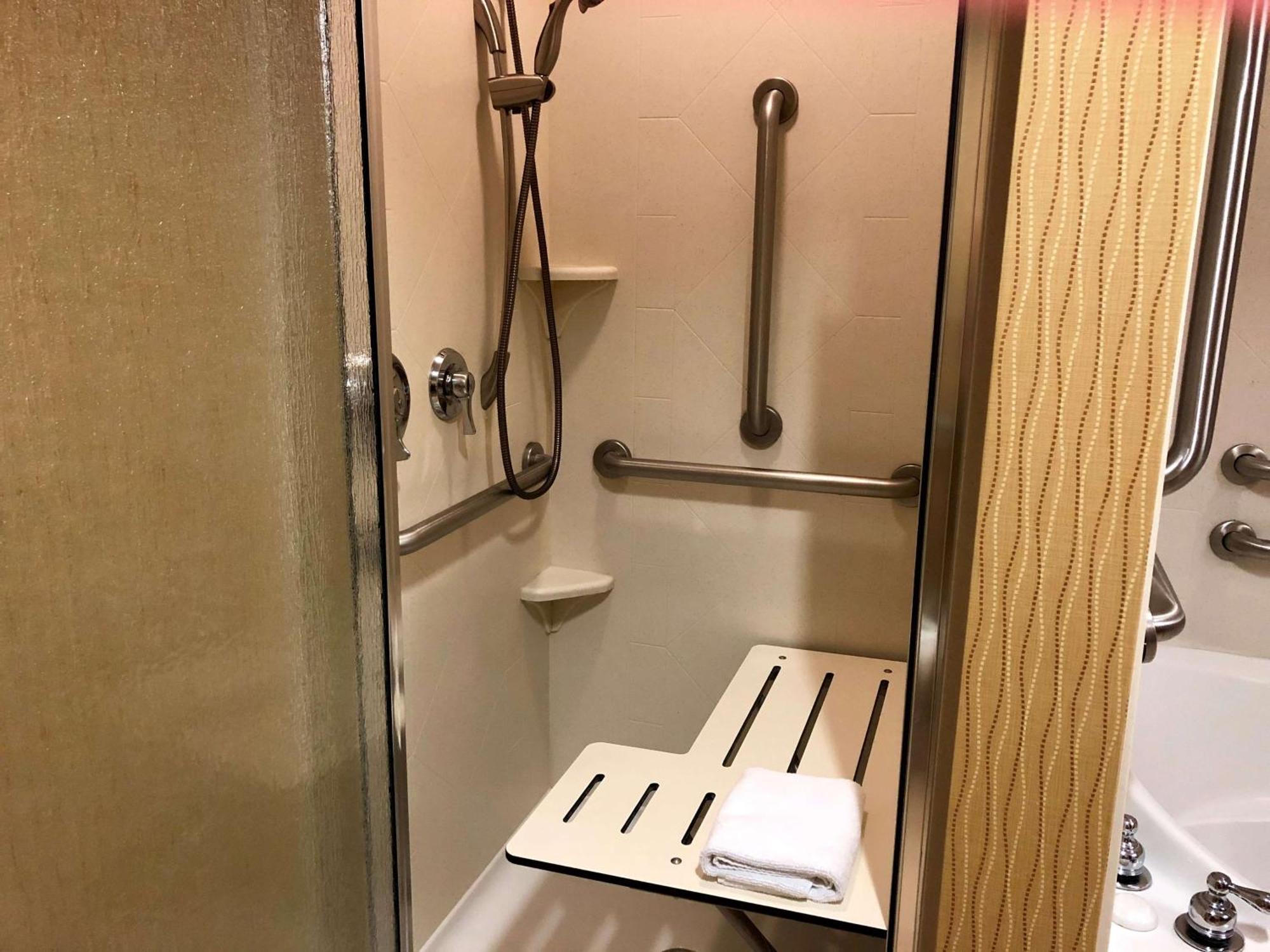 Hampton Inn And Suites Woodstock, Virginia Bagian luar foto
