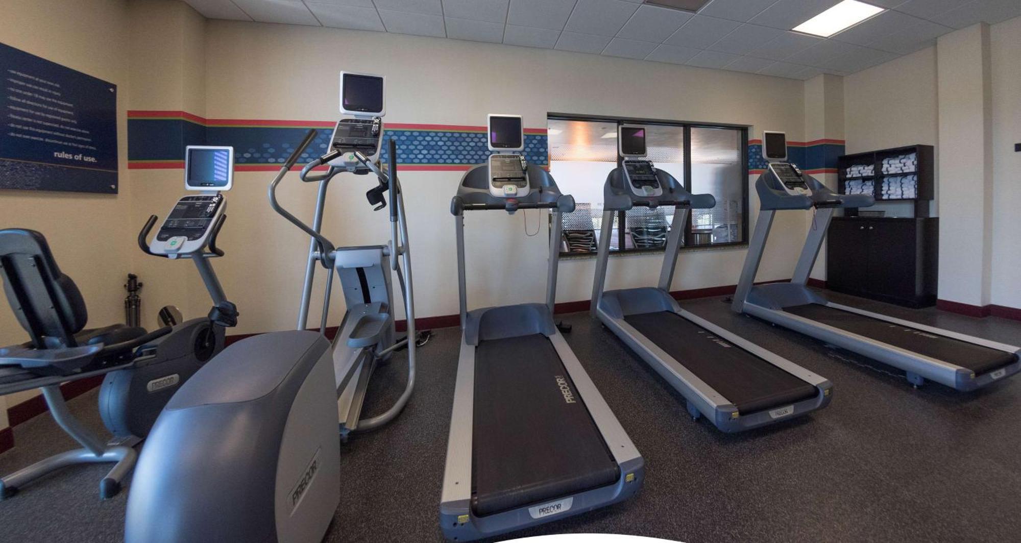 Hampton Inn And Suites Woodstock, Virginia Bagian luar foto
